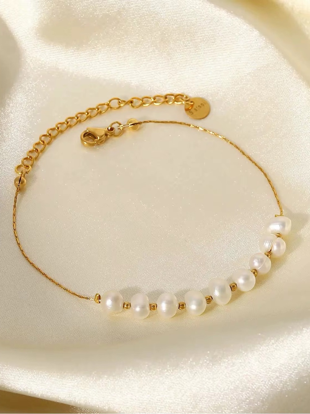 18K Gold Plated Pearl Bracelet